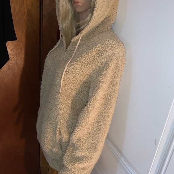 Brooklyn Cloth Women’s Teddy Hoodie Tan Medium - Picture 4 of 11